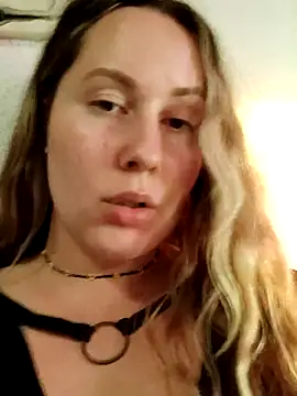 Mona Plus online show from March 12, 12:15 pm