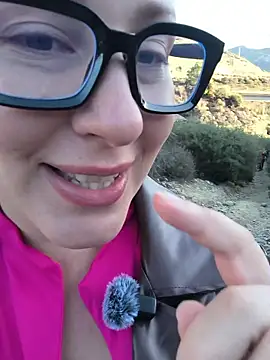 Mona Plus online show from November 16, 8:09 am