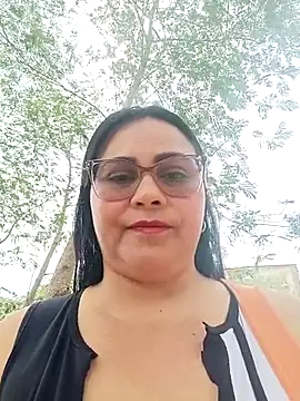 promiscuous-indecent-momm online show from February 22, 3:43 pm