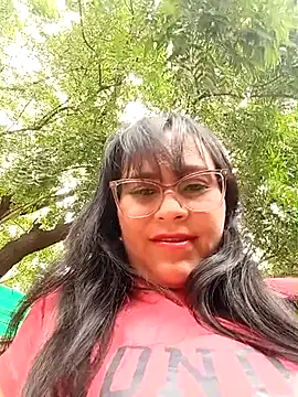 promiscuous-indecent-momm online show from July 14, 8:03 pm
