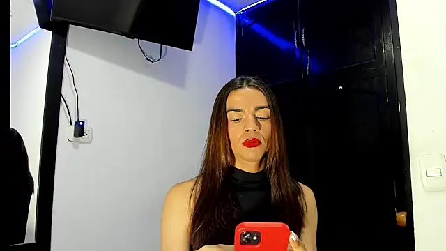 Dollcatalina online show from March 4, 7:08 am