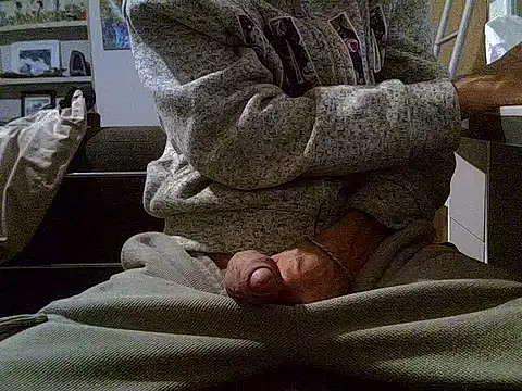 createur34 online show from October 2, 8:05 pm