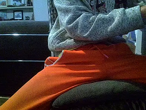 createur34 online show from October 5, 5:11 pm