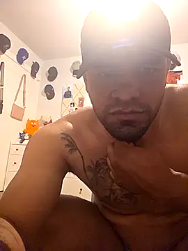 guajiro276565 online show from April 6, 8:43 pm