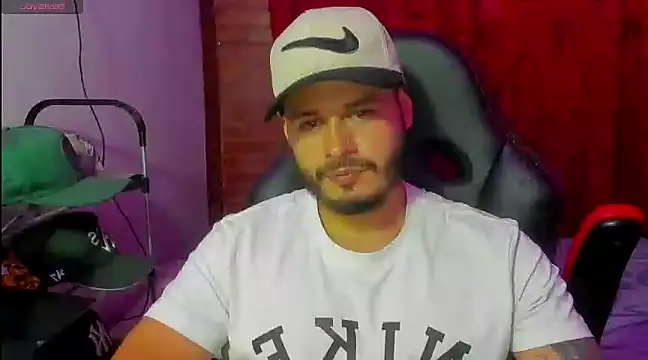 ragnar lothbrok777 online show from March 11, 4:54 am