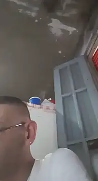 Snapshot of pablovt chatting on January 5, 11:08 pm pablovt online show from January 5, 11:08 pm