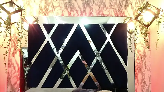 charlotte bluee online show from September 19, 6:52 pm