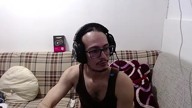 cholitohermoso online show from April 7, 3:34 pm