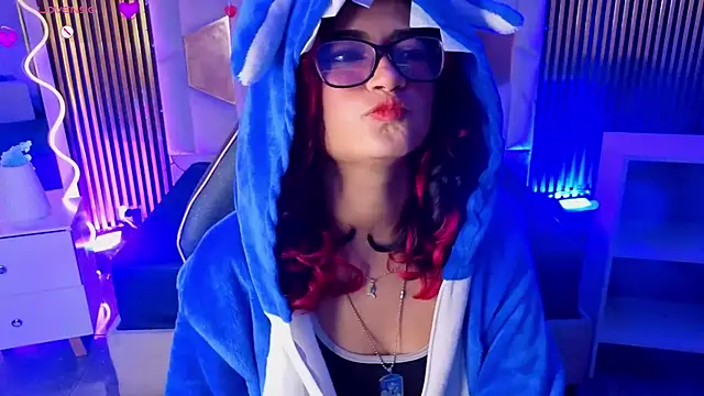 kristen tay online show from February 26, 3:16 am