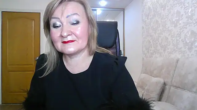 Victoria secrets  online show from October 13, 2:17 pm