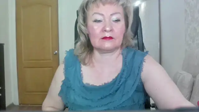 Snapshot of Victoria_secrets_ chatting on May 16, 5:15 am Victoria secrets online show from May 16, 5:15 am