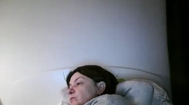 Snapshot of EleanoraMILF chatting on February 19, 10:20 pm EleanoraMILF online show from February 19, 10:20 pm