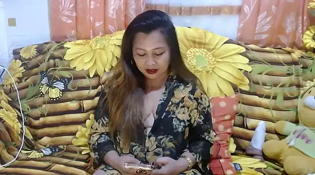 UrSweetClassyPinay online show from December 17, 11:39 am