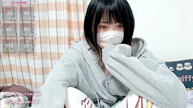 Snapshot of FUYU_rain chatting on December 2, 12:49 am FUYU rain online show from December 2, 12:49 am