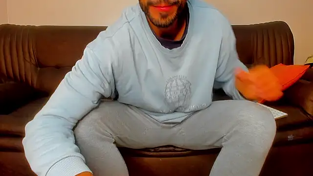 sexyhotmusclesforyou1 online show from November 26, 9:21 am