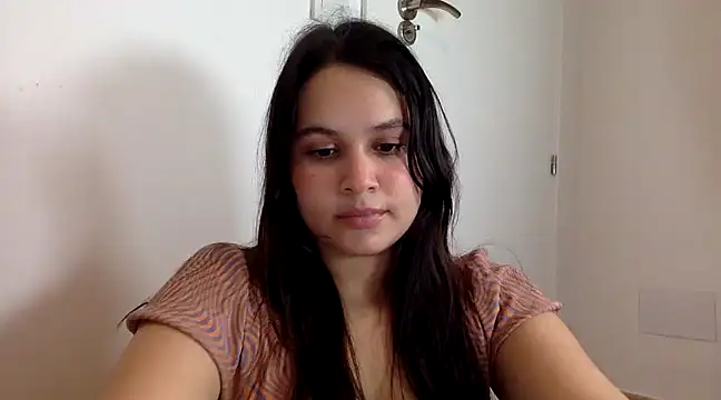 Snapshot of jasmine_smit chatting on March 12, 5:38 pm jasmine smit online show from March 12, 5:38 pm