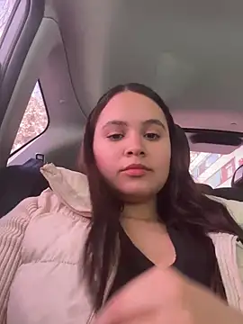 Snapshot of jasmine_smit chatting on March 18, 11:30 am jasmine smit online show from March 18, 11:30 am