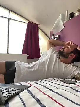 morfeoX online show from March 5, 1:50 pm