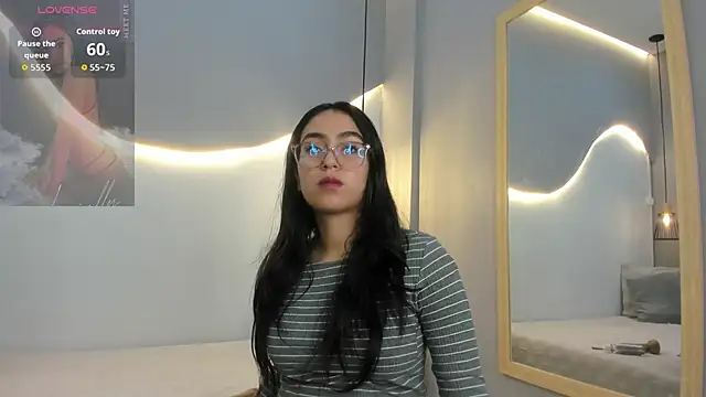 lucelly 15 online show from January 7, 11:56 am