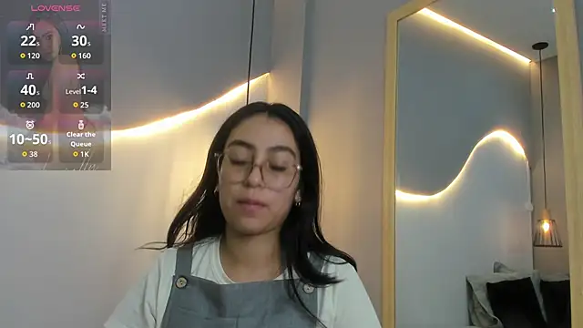 lucelly 15 online show from January 14, 11:49 am