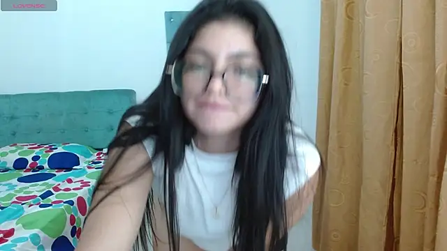 Violett 11 online show from March 22, 11:31 pm