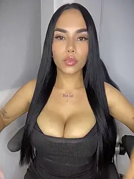 Naatalia online show from April 17, 9:07 pm