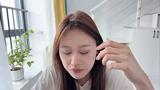 Cassie-20 online show from October 31, 2:12 am