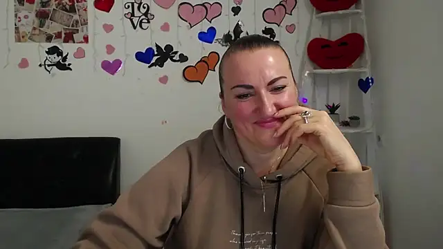 DianaMGG online show from February 28, 12:09 pm