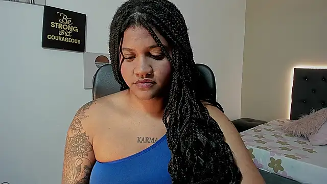 ZahraRose online show from October 22, 8:30 pm