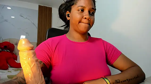 ZahraRose online show from January 15, 8:12 pm