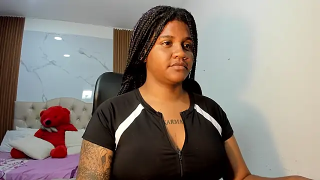 Snapshot of ZahraRose chatting on February 11, 8:03 pm ZahraRose online show from February 11, 8:03 pm