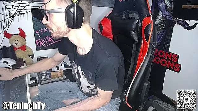 teninchty online show from October 30, 4:30 pm