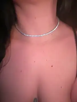 YoungHotMilf97 online show from March 10, 9:09 pm