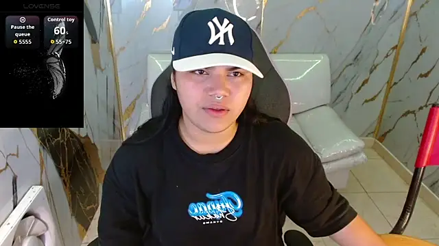 melany rouse18 online show from April 7, 5:19 am