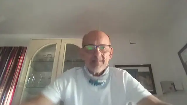 llopaco online show from October 15, 1:44 pm