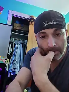 Novabear6996 online show from December 21, 1:46 am