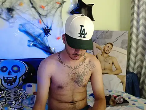 AdamParker  online show from October 21, 3:29 am