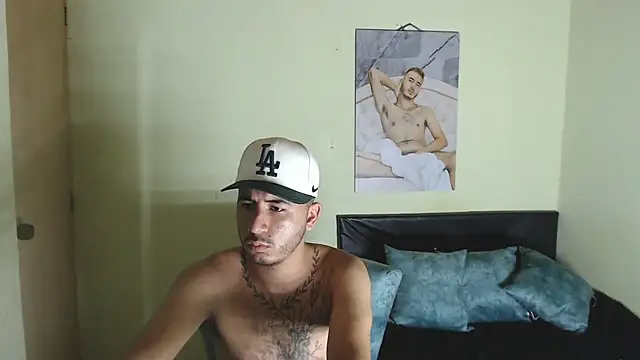 AdamParker  online show from January 16, 12:03 am