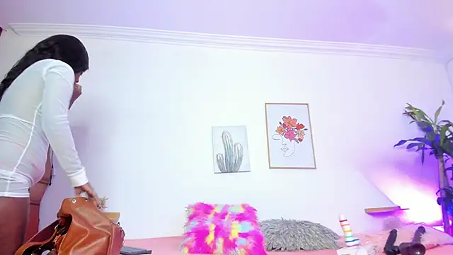 naomy 68 online show from March 11, 7:58 pm