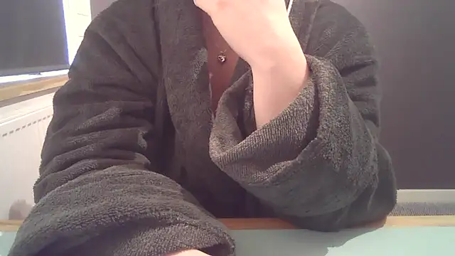 Snapshot of sizha6 chatting on May 13, 4:59 pm sizha6 online show from May 13, 4:59 pm