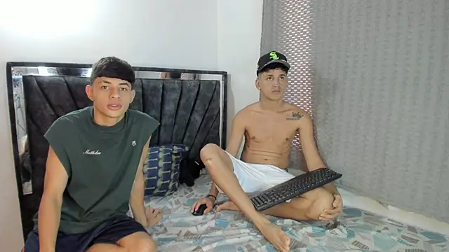 tonypaul13 online show from April 2, 3:31 pm