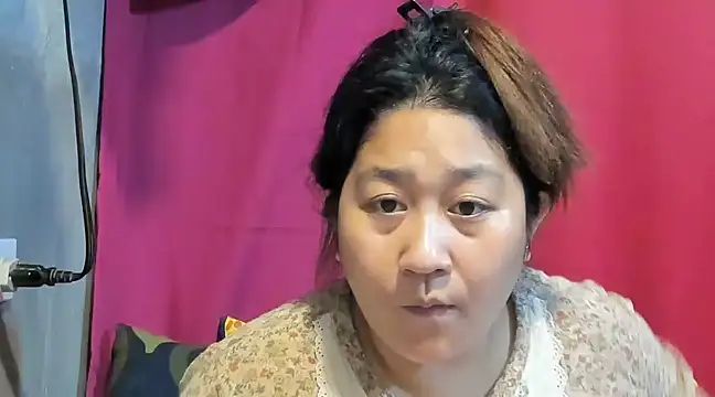 hotchubby88 online show from February 3, 8:46 am