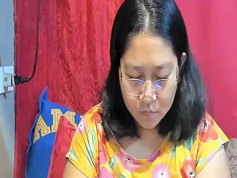 hotchubby88 online show from February 25, 9:57 pm