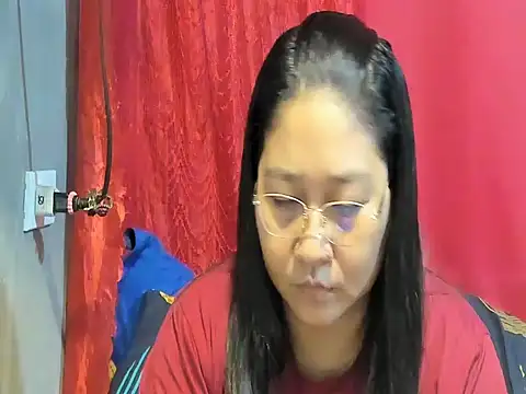 Snapshot of hotchubby88 chatting on May 5, 12:18 am hotchubby88 online show from May 5, 12:18 am