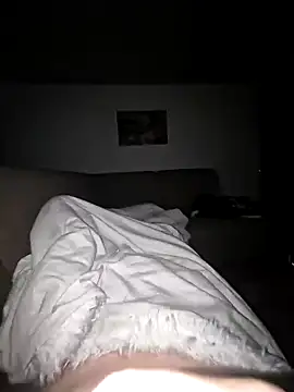 Snapshot of DerechteJunge chatting on March 8, 8:23 pm DerechteJunge online show from March 8, 8:23 pm