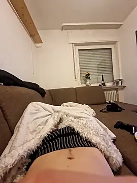 DerechteJunge online show from March 21, 8:45 pm