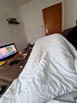 DerechteJunge online show from March 22, 10:18 am