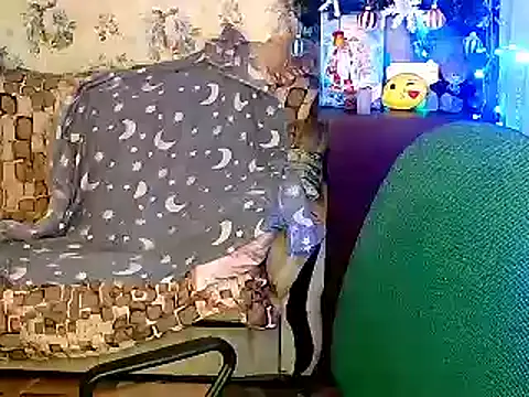 FlowerButterf online show from January 5, 8:42 pm