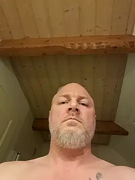 Snapshot of Lucifer29cm chatting on February 14, 4:41 pm Lucifer29cm online show from February 14, 4:41 pm