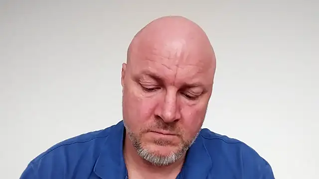 Snapshot of Lucifer29cm chatting on February 28, 8:31 am Lucifer29cm online show from February 28, 8:31 am